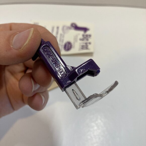 The Original Big Foot for Free Motion Machine Quilting ~ For Low Shank & Pfaff - Picture 6 of 9